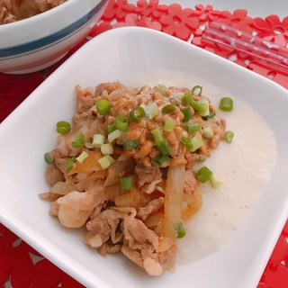 とろろ＆納豆のせ♡ネバネバ豚丼！